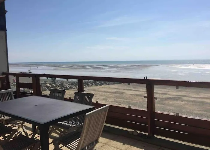 Les Iles Vue Sur * Agon-Coutainville