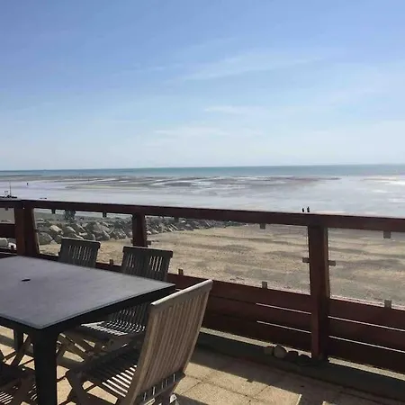 Les Iles Vue Sur * Agon-Coutainville