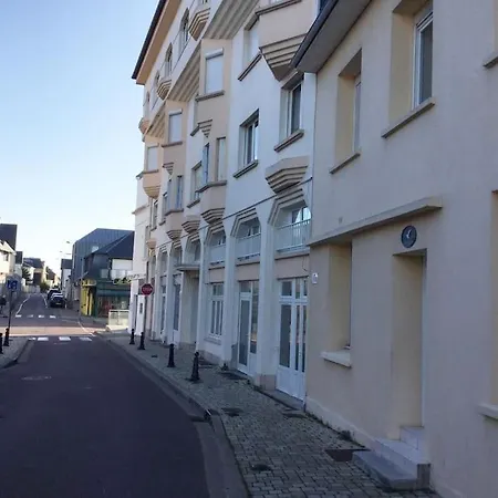 Les Iles Vue Sur Agon-Coutainville