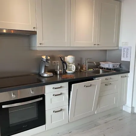 Les Iles Vue Sur Agon-Coutainville