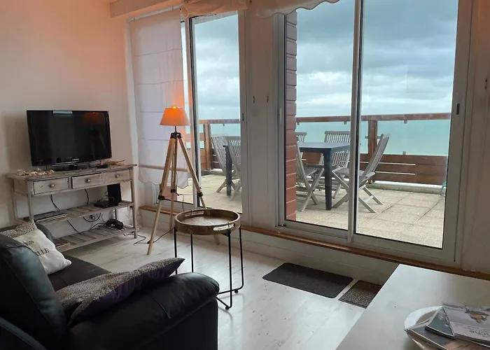 Les Iles Vue Sur Apartment *